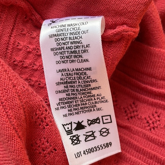 Buffalo women’s sweater size small - Picture 8 of 9